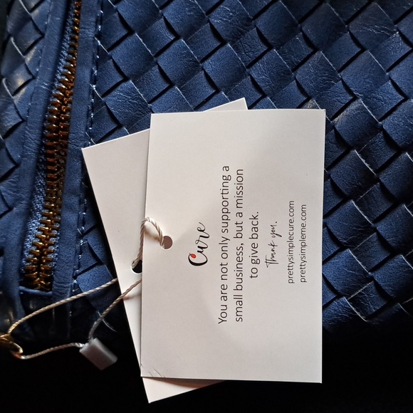 Westlyn Woven Bum Bag - Picture 2 of 4